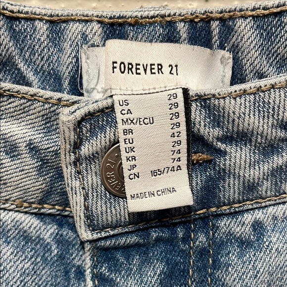 Forever 21 Blue Straight Jeans Classic Denim - Picture 2 of 3